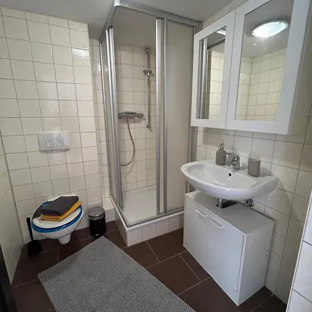 Gemuetliche Gaestewohnung In Mit Pool Laasdorf