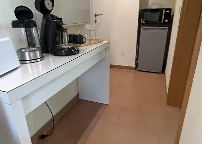 Gemütliche Gästewohnung In Mit Pool Apartamento